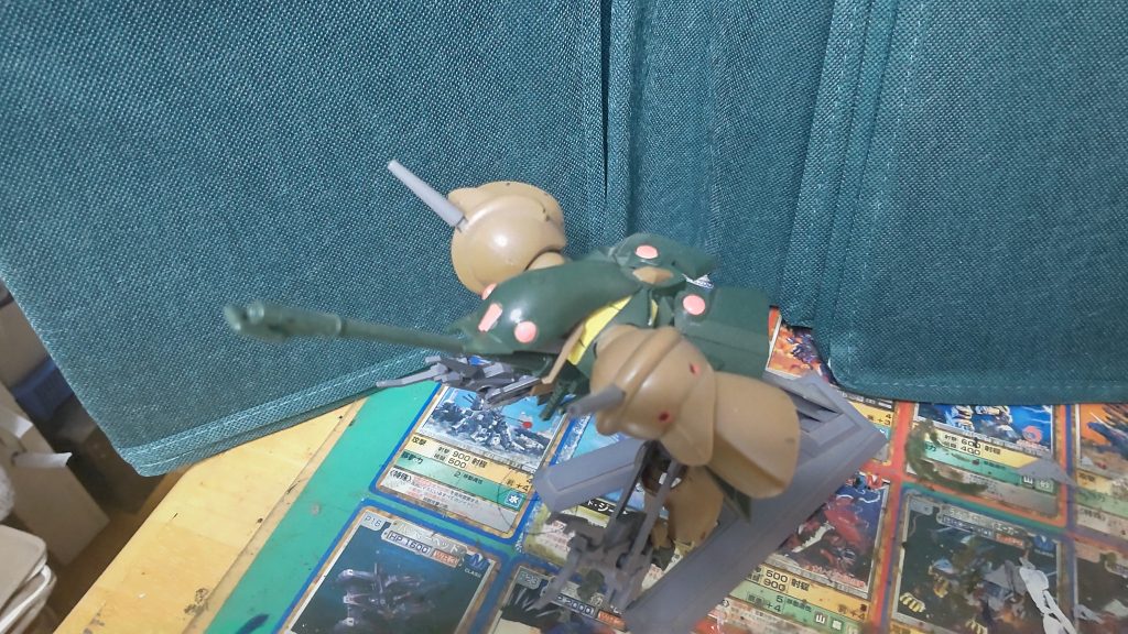 少し上からのアングル