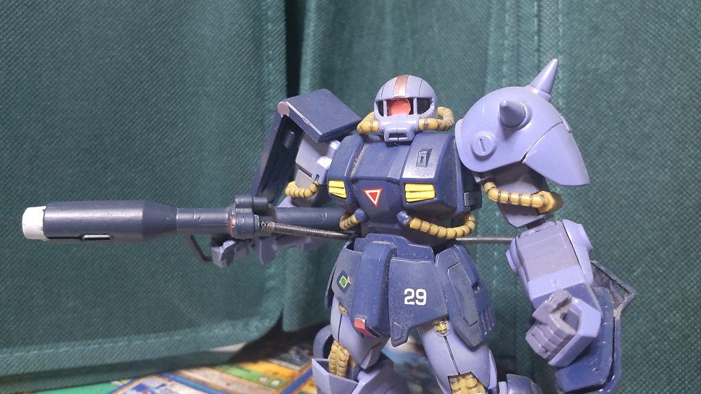 バズーカはカラミティのものを持たせてます。なぜ持たせたのか記憶はないです…。