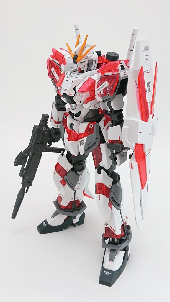 外付けサイコフレームで派手になりそうなナラティブC装備ですが、一部配色変更や追加装甲等でカッコ良く出来たかなと思います😁HGUCの技術の進化も感じられて楽しく作れました✋大満足のキットでした🎵