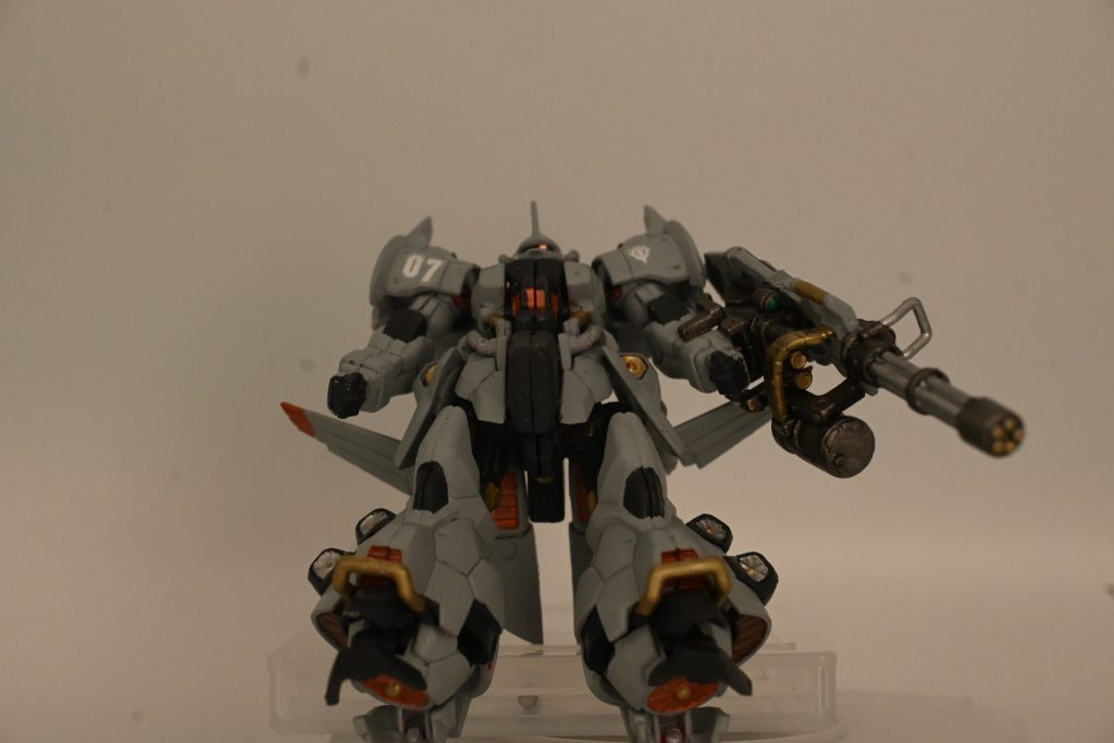 見る機会があまり無いですが足裏も一通り塗装済みです足裏もディテールが細かく関心します