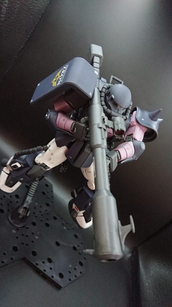 MG MS-06R 黒い三連星ザク Ver.2.0–4枚目/制作者：ま～びん・じゃくすん