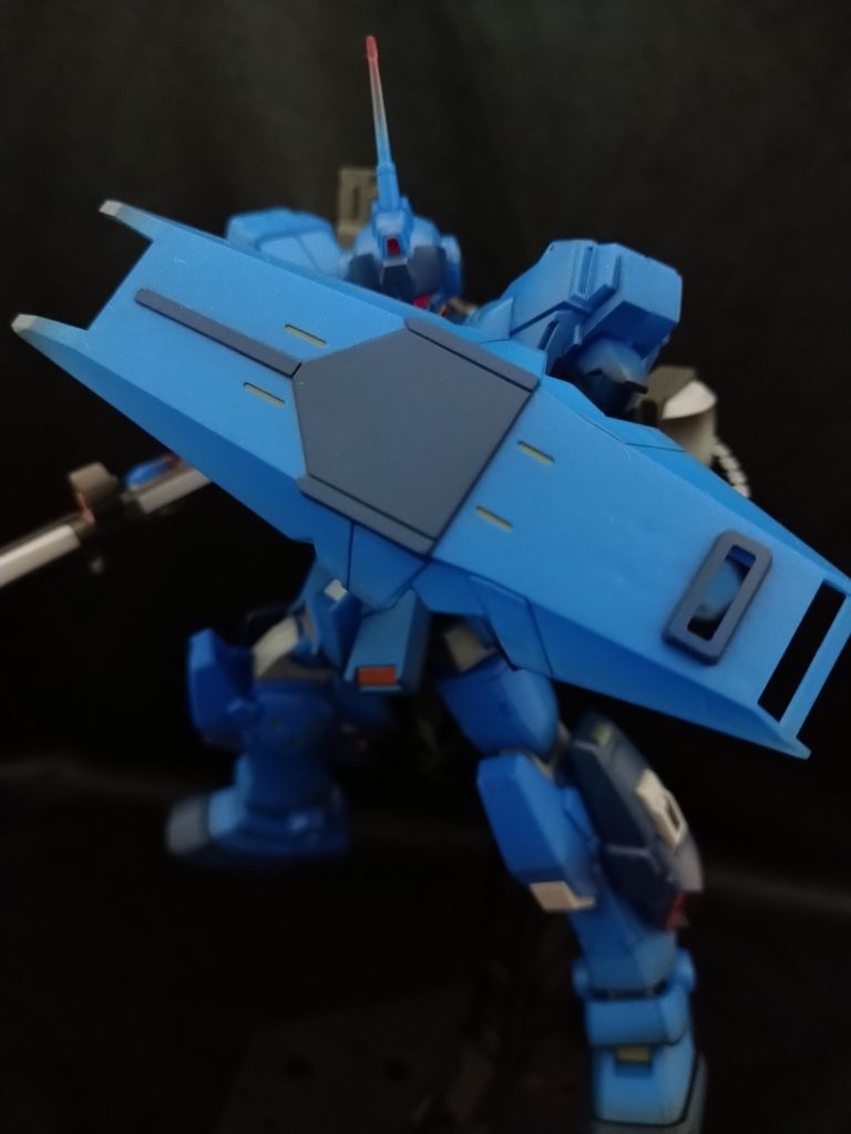 シールドも、フチの部分はクリアを残したつもりだったのですが、結局イマイチ反映されず…。これもまた勉強ですね！