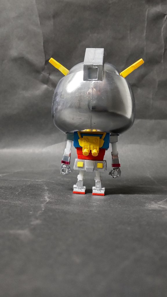 最後に黄色一色のランドセルが目を引くバックショットを。コロはついてませんよw