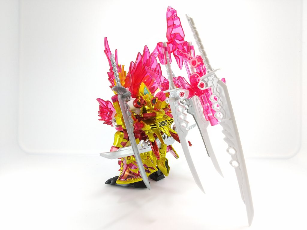 ゴールドの色分けが細かくて大変だけど、使用する色数自体は少ないので、楽に感じる部分もありましたね