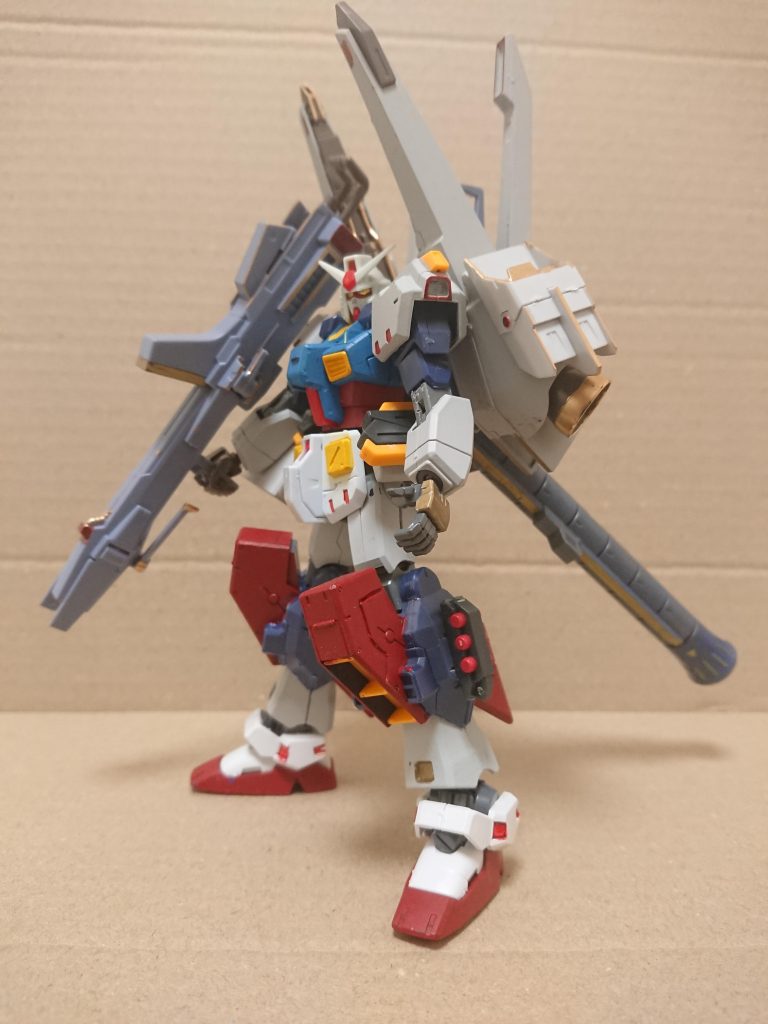 フルアーマーガンダム–4枚目/制作者：simon