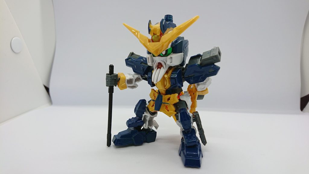 ドクターデュナメスロボコップの命の恩人でSGP(スペシャルガンダムポリス)の天才科学者様々な武器や乗り物、パワードスーツ等を開発しているかつては百発百中のスナイパーという噂がある