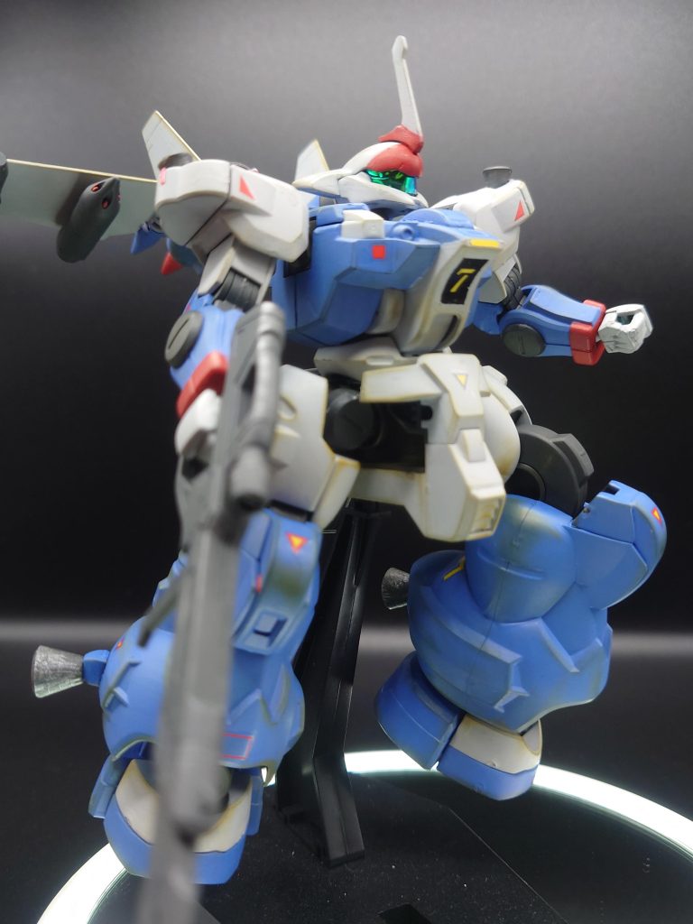 GUNSTAにアップする前に、Twitterの某企画で先出ししておりましたが、そこからさらにガンダムデカールと汚しを入れて、より元ネタに近い仕上がりになったのではないかと思います。胸のナンバリング「7」とか、もうね、フォント違うけどテンション上がります(笑)