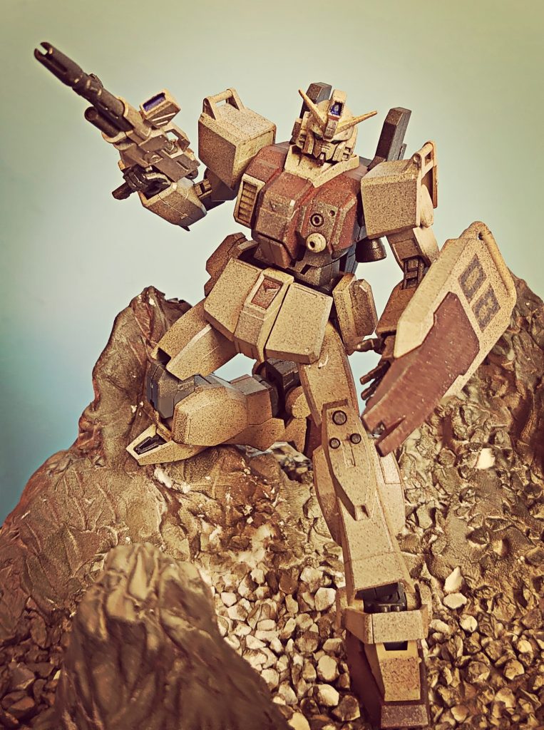 警戒する陸戦型ガンダム–4枚目/制作者：kgym0