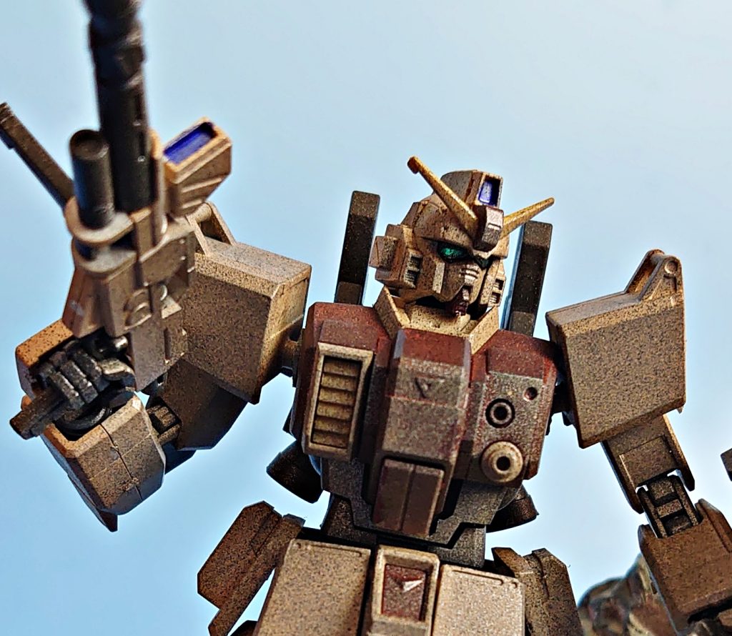 警戒する陸戦型ガンダム–2枚目/制作者：kgym0