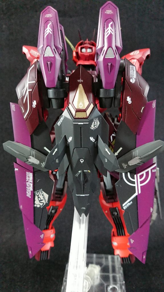 外装パーツは混色せずにビン生で塗装してます。