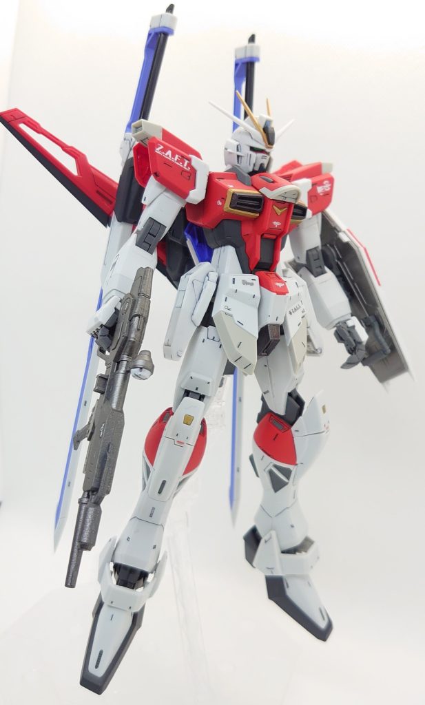 SEED系のMSはやっぱり脚が長くてモデル体型ですよね。