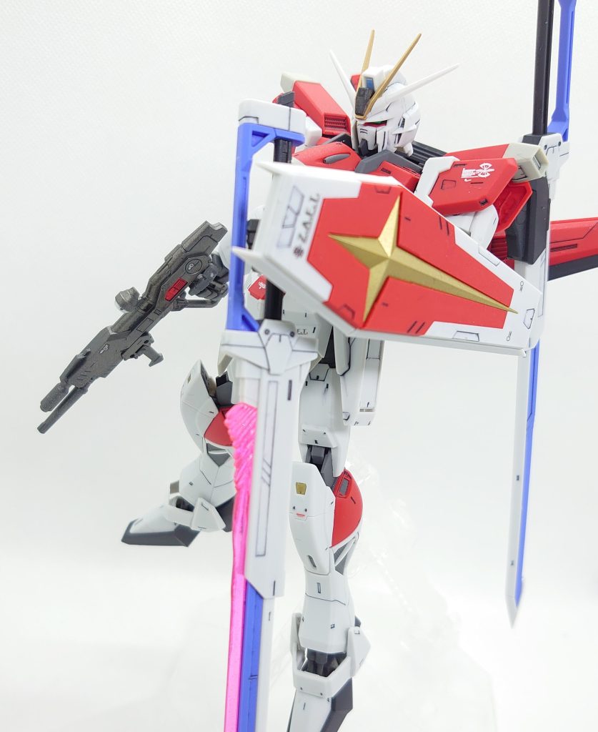 ガンダムながら若干