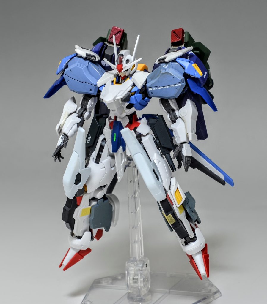 塗装直前のミキシング状態です。ここから塗装しながらパーツの再配置や取捨選択を行い、最終的なスタイルになりました。脚部はこの状態から大幅に変更しました。