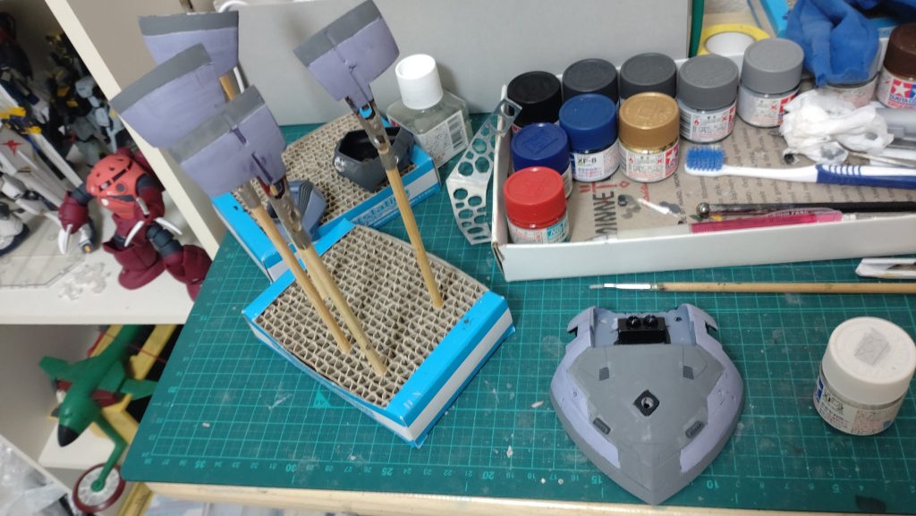 スカート可動部はWAVEのジョイントセットB使用しました。