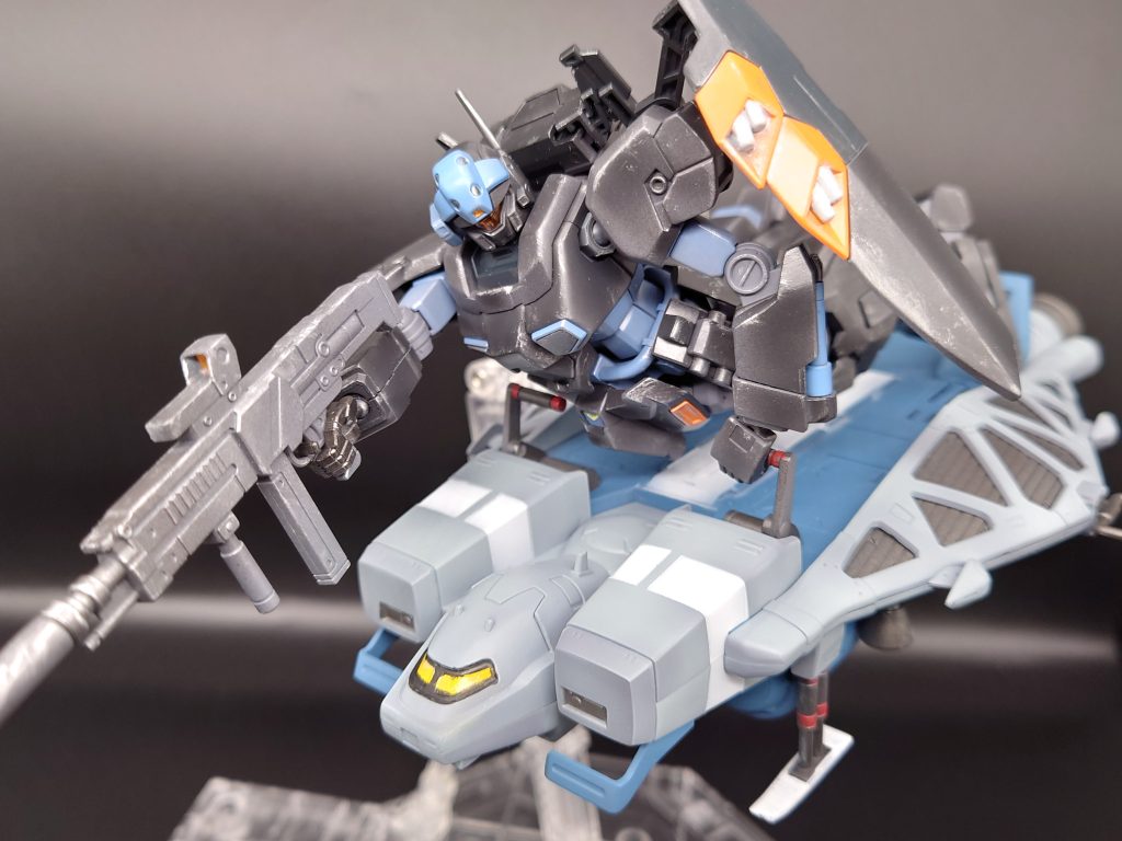 ８９式ベースジャバーにも乗せてみました！実はベースジャバーに乗せたくて、ジェガン探したけど売ってなかったので、ジェスタに乗ってもらいました(笑)ガンプラ品薄で、欲しい機体が思ったように買えないのがとっても辛いっす！