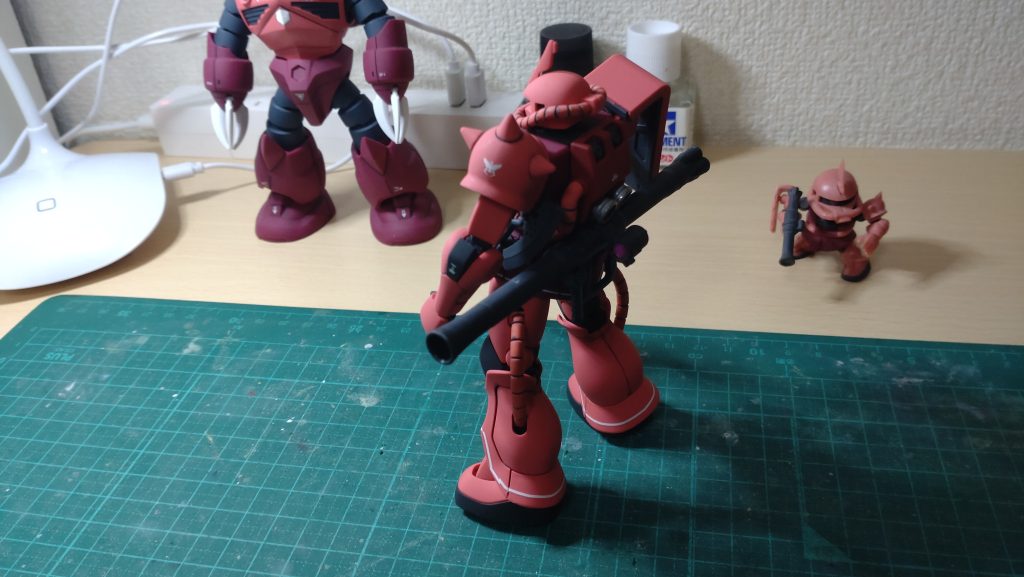 シャア専用ザクⅡ–3枚目/制作者：shouta