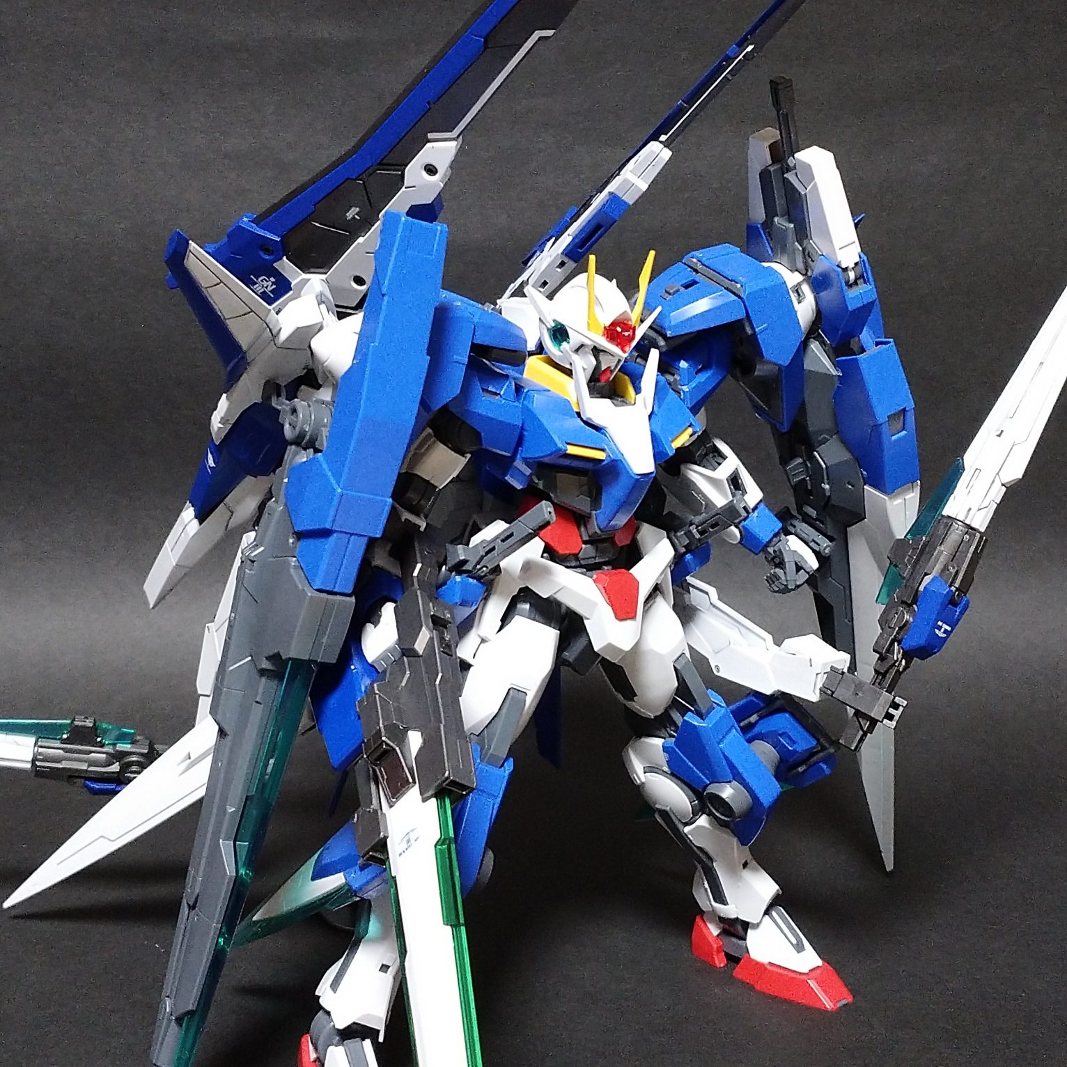 即納大人気ガンダム MG 1/100 ダブルオーザンライザー クリアカラー イベント限定 機動戦士ガンダム00V ダブルオー 新品 未開封 機動戦士ガンダムOO（ダブルオー）