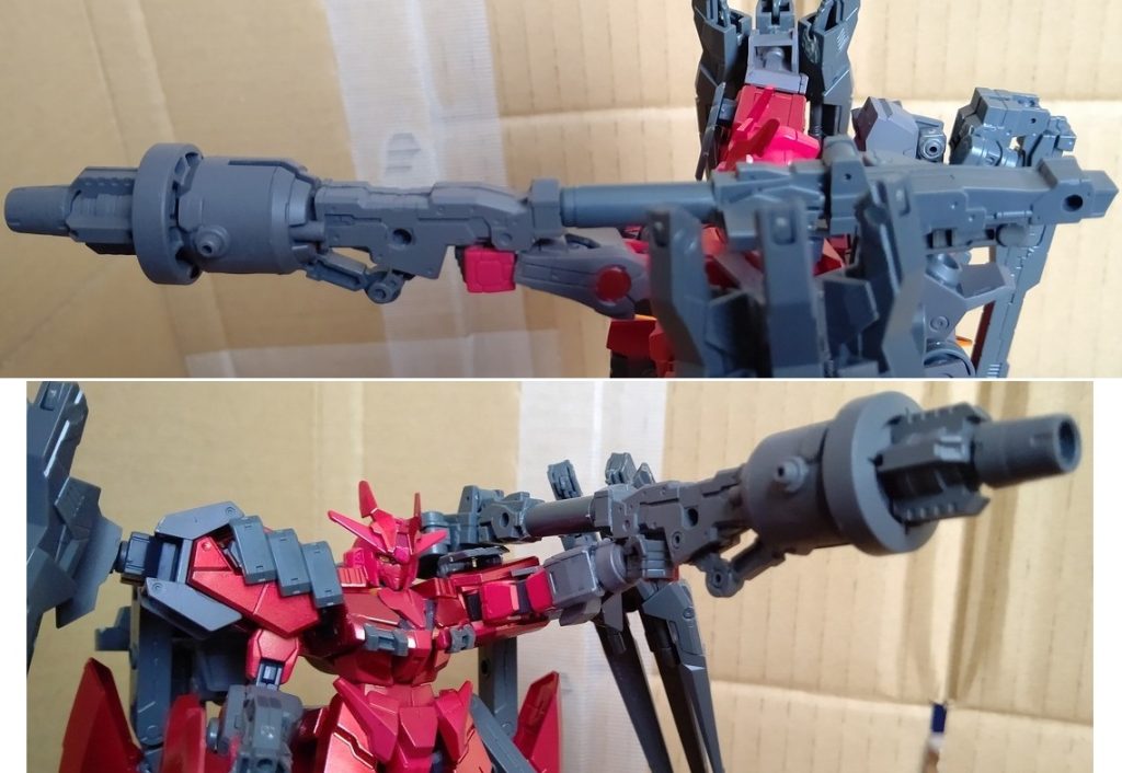 背部ビームグレネードとマルチレンジビームガンを接続することで、長射程、高火力の『GNメガバズーカⅡ』に。改修前のGNメガバズーカの、あまりにデカ過ぎる故の取り回しの悪さと、使わない時にもの凄い邪魔という割と致命的な欠点を、非使用時は分割して、射程ごとに使い分けることで解決。