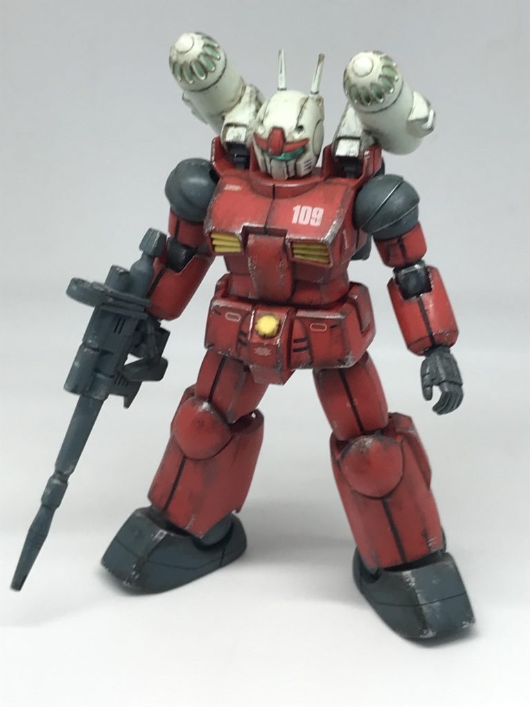 新しいHGガンキャノンが発売されてから再販ってありましたっけ?今となってはそこそこレアキットになるのかな最初はノーマルキャノンを装備させて飾っていたけど…Revive版を買ってからスプレーミサイルランチャー仕様に変えたのでミサイルランチャーの汚しが適当…😨