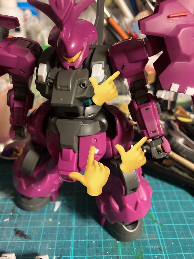 スピンブレードでマイナスモールドや丸モールドを追加してみました。初めてなのでこれから練習しないと:( ;´꒳`;)