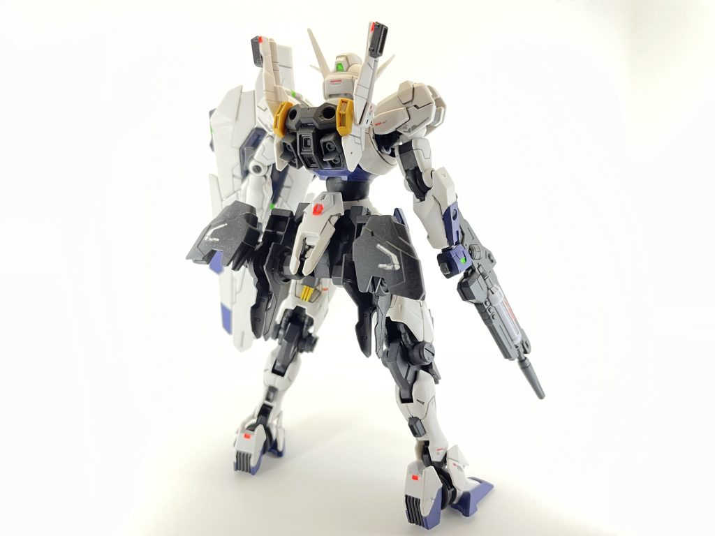 バックパックはアスクレプオスのあまりから。ガンビットはこれもジャンクパーツから腰部に設置。