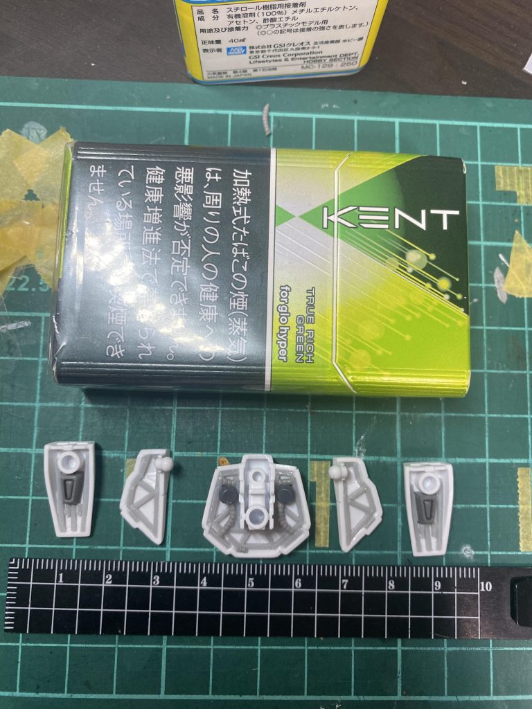 裏側も気合い入れてみたんですけど。次の作品に今回の経験を活かします。