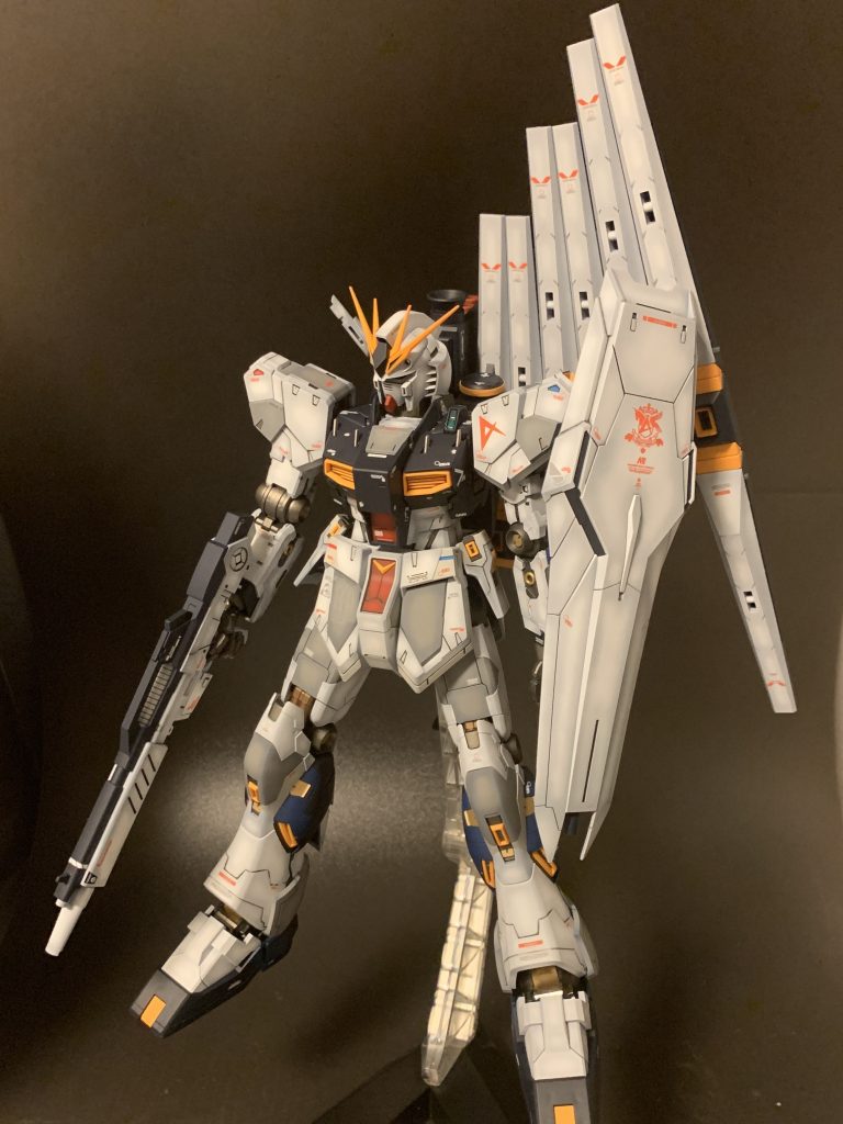 MG νガンダム–3枚目/制作者：@tosaben