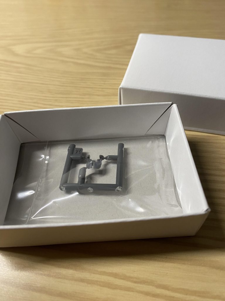 部品注文しました。ネットで注文出来るようになってとっても便利！バンダイさんありがとぉー！