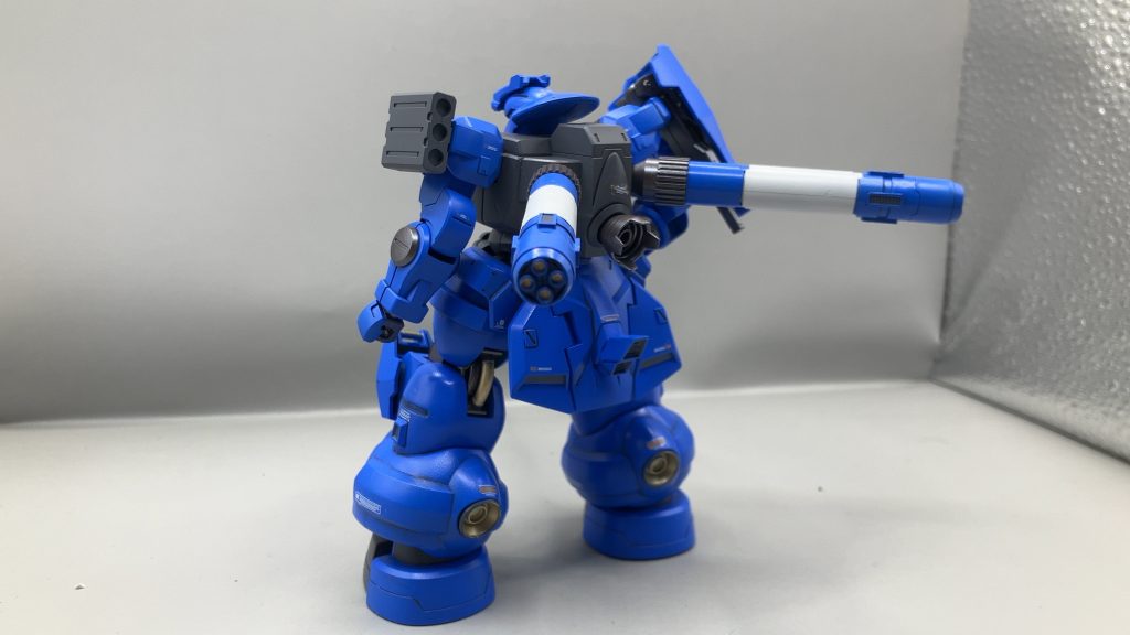 後面コトブキヤのプロペラントタンクはかなり使い勝手がいい物だと思います。