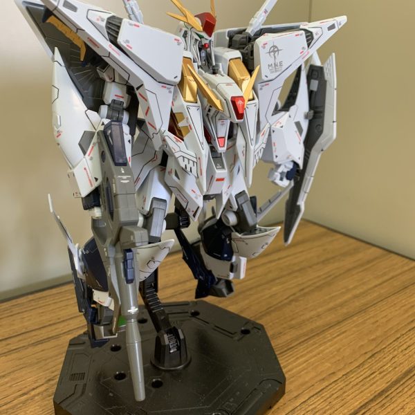 クスィーガンダム