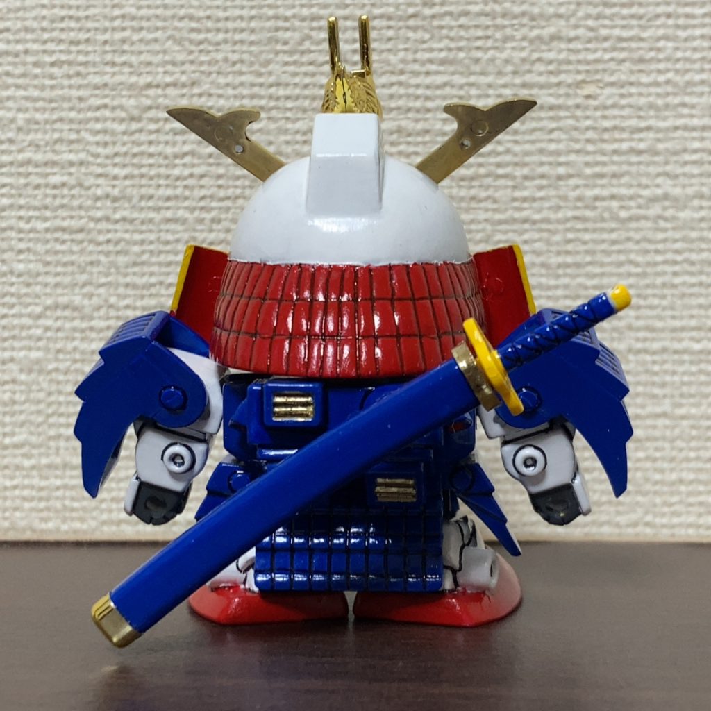 バックショット。ムシャは背中で語るってね。