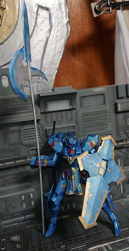 重装騎士ミカエリス–2枚目/制作者：アレス