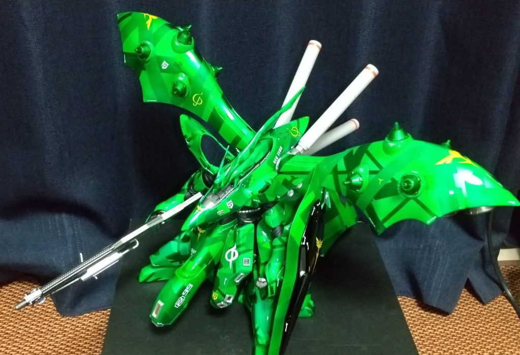 パーツ一つ一つがとにかくデカイ(笑)ツヤツヤにするのが大変でした(￣▽￣;)