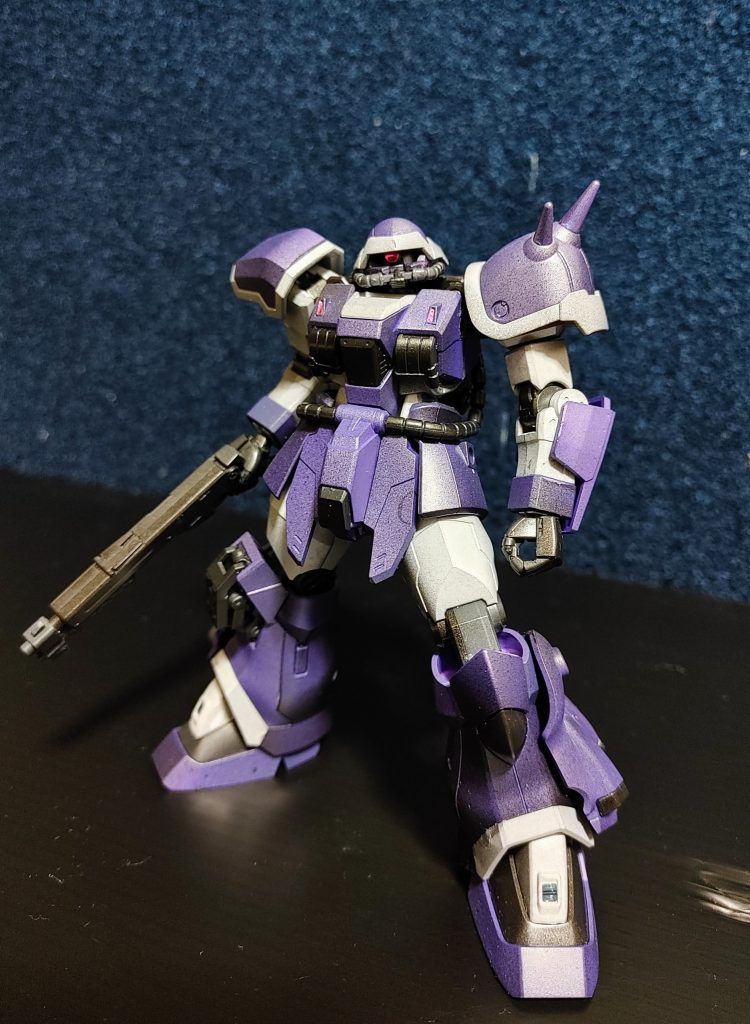 全体ショットです！パープル塗装は自分では珍しいのでなかなか楽しかったです。もう一体、色ちがいで作成してみたくなりました！見て頂きありがとうございました。