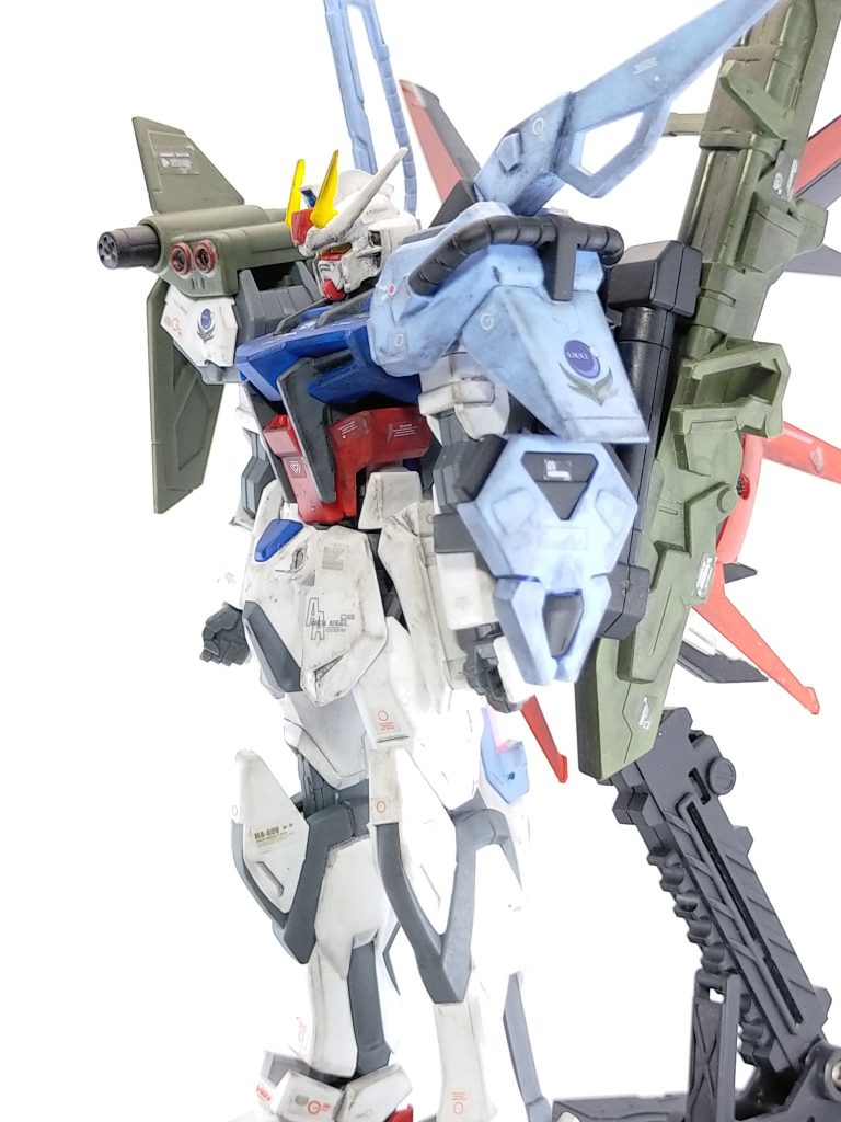 部分塗装→デカール→リアルタッチマーカーでウォッシング+墨入れ→拭き取り→無光沢トップコートで仕上げ