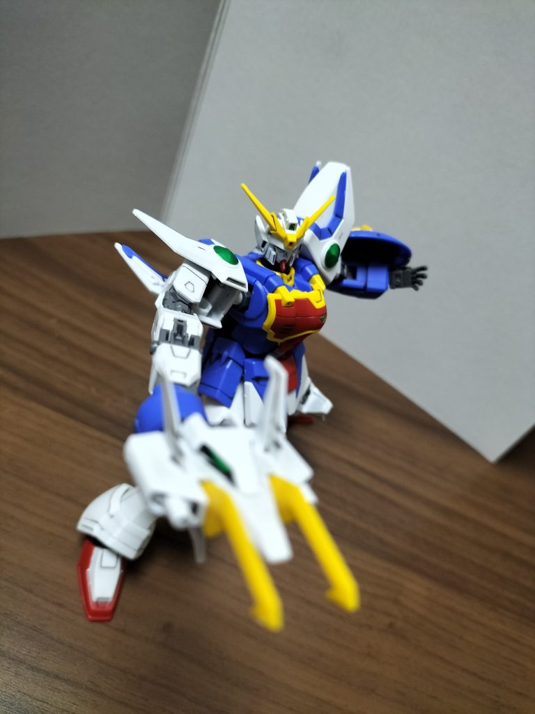 シェンロンガンダムと言ったらなんと言ってもドラゴンハング!!(`・v・´)五飛の何がいいってトレーズとの絡みが多かったのがいいですね( ≖ᴗ≖)ニヤッなんか生身で剣で戦って負けて…MSで勝ったと思いきや五飛は勝ち逃げだと納得いかなくて…EWでも苦悩してましたね(; ・`д・´)人間臭い感じがして五飛ってキャラクターが他の4人に負けない魅力を持ってると感じました(๑•̀ㅂ•́)و✧