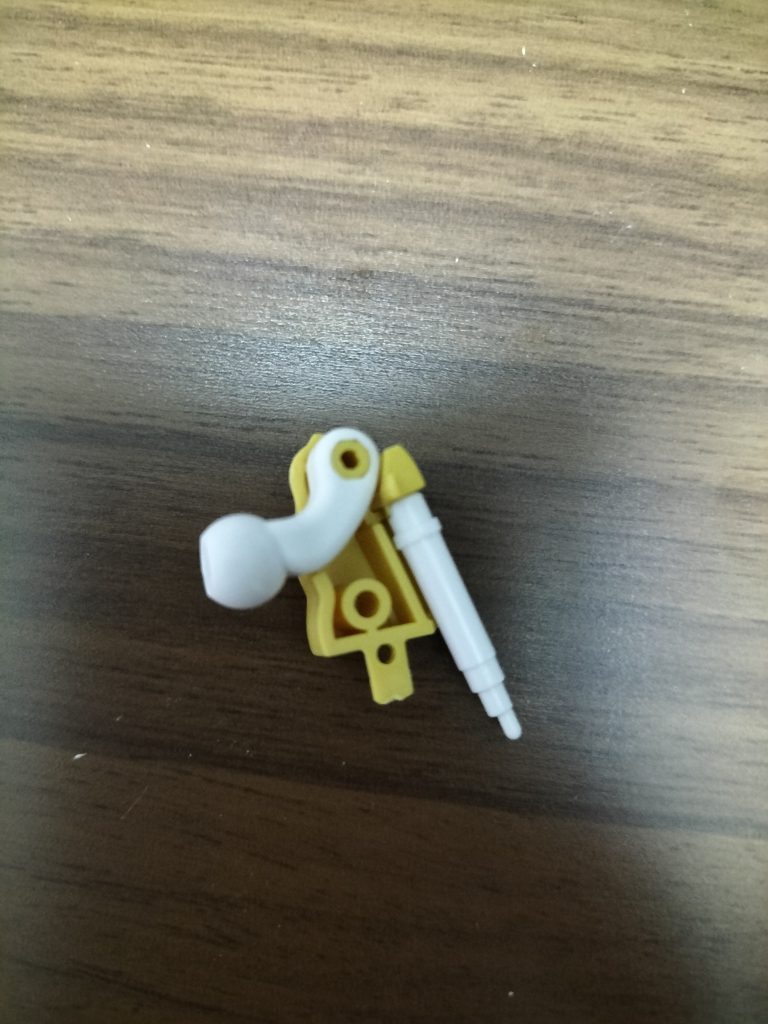 なんか、可動域がえらく広いんすよ(; ・`д・´)