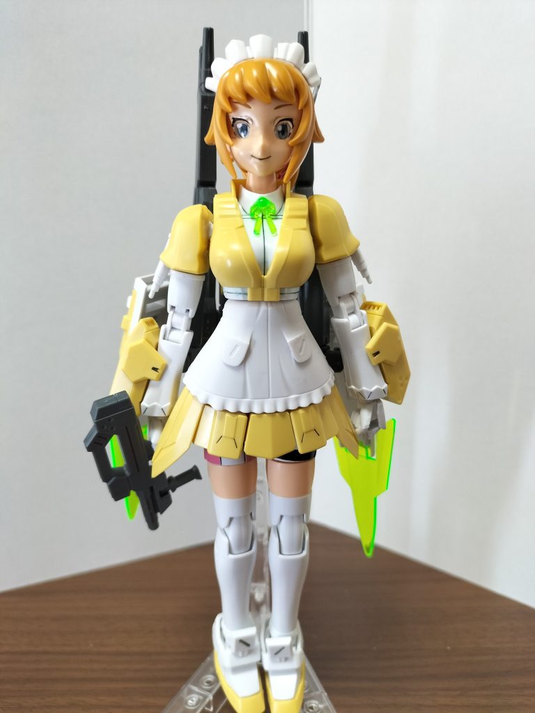 正面、顔がどうやっても怖く写る…夜中目が合ったら怖いかもです(´;ω;`)