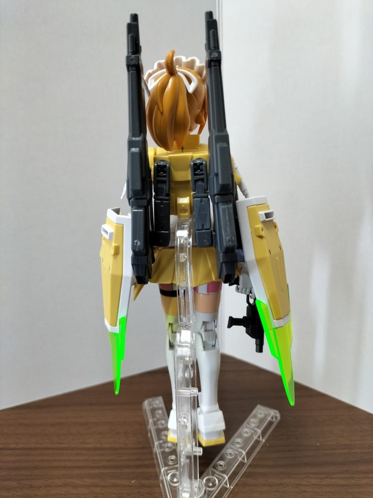 後ろ姿、頭周りは可愛いのでは?(; ・`д・´)