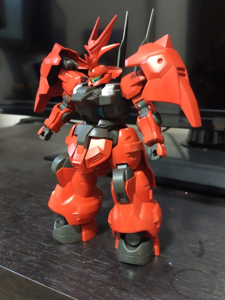 塗装、足の合わせ目消しの状態