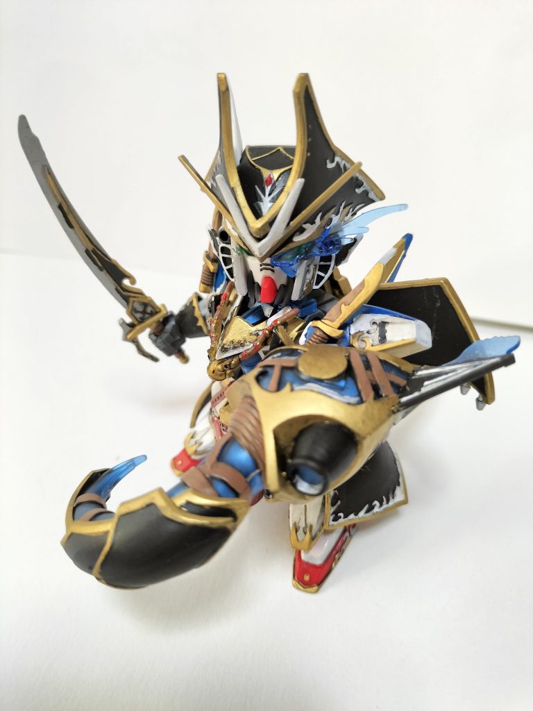 掘り出し物の修復もまだ何体か残っているので、修業かねてSDガンダムも定期的に作っていこうと思います