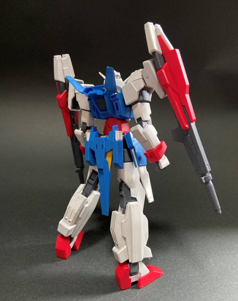 この頃にはAGE-2もぴかぴかではなかったような気がしたので少し使用感のある感じに塗装してみました。筆塗り・全塗装ガンプラ　２０２３　その２