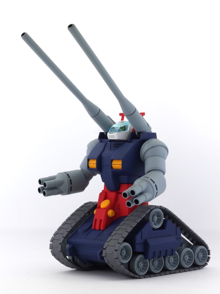 合わせ目を消して全塗装赤と黄色の下地にピンクサフを使ってみました発色はとてもよく、その割にはプラの軽さとかもそんなに感じなくなりましたが、懐中電灯を当てたらめちゃくちゃ光透けてたので、やっぱり透け防止としてはあまり機能していないようです今後も使うかはちょっと悩むな…