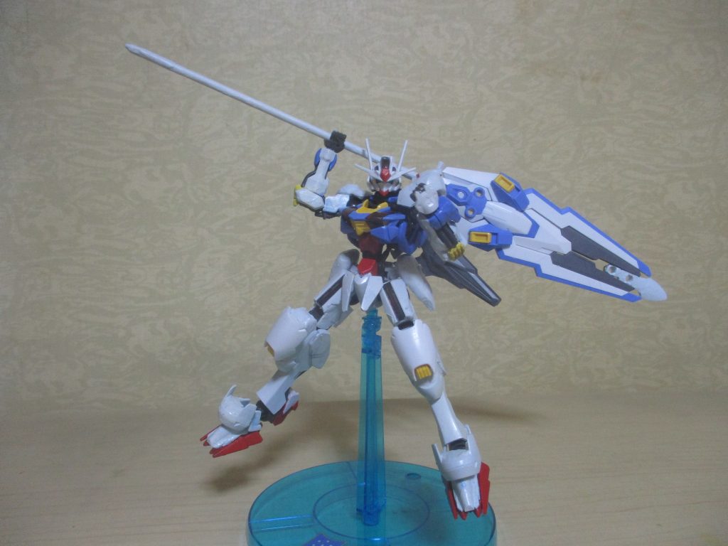 方手持ちも楽々で、さらに貫禄あるポーズもww