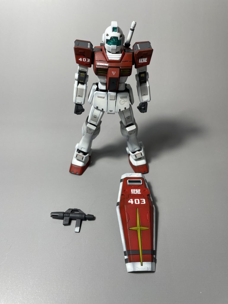 ジムなので武装はすっきりスプレーガンの持ち手塗装できてないガバガバ加減は優しい気持ちで見逃してください。