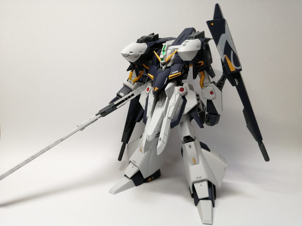 スミ入れ・部分塗装・デカール貼り付け・つや消しトップコートで仕上げました。