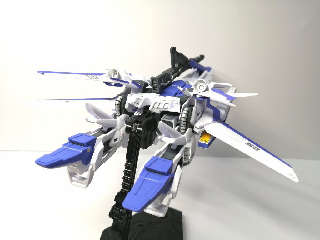 ウエイブライダー形態の後ろ姿もかっこいいです。最後まで見ていただき、ありがとうございます😸