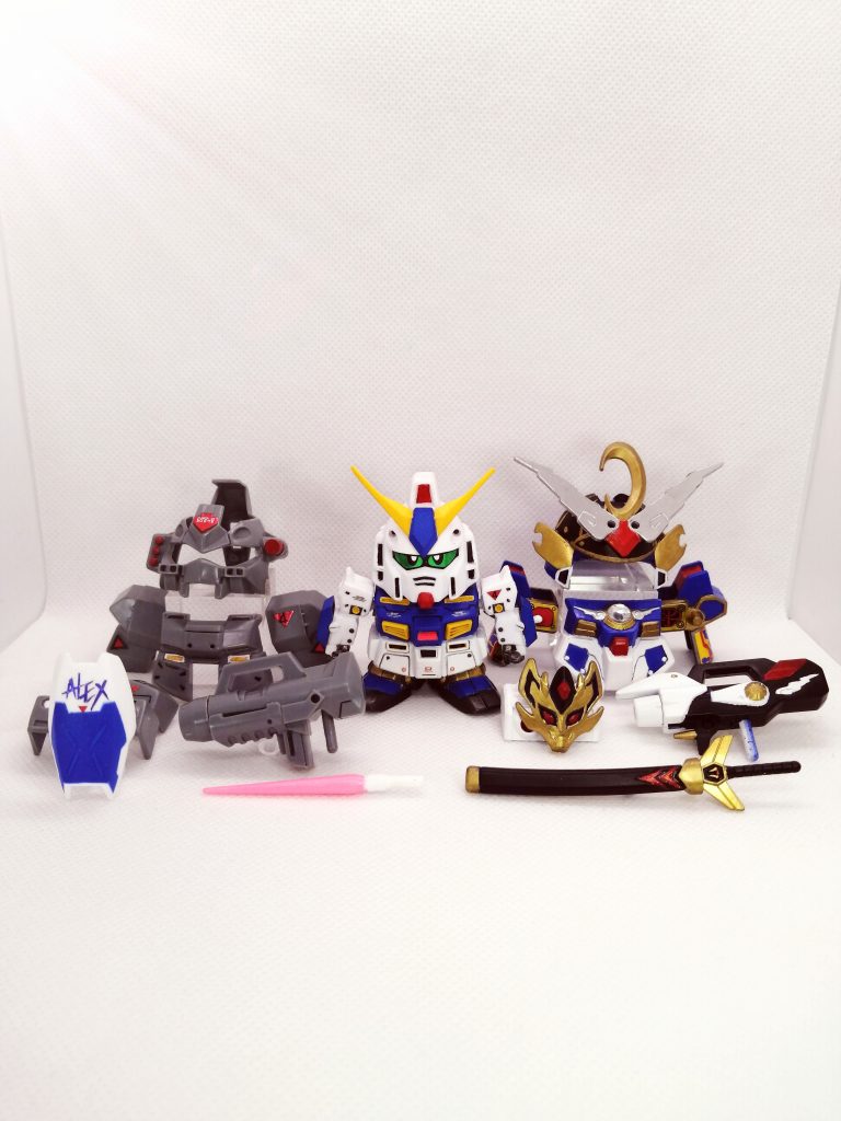 付属品一式。追加された武者パーツと、NT-1用のチョバムアーマーまでついて550円とは、かなりお買い得なキットだと思います。部分塗装で補う箇所が多いのが難点ですが、元キット含め十分楽しんで作れました。