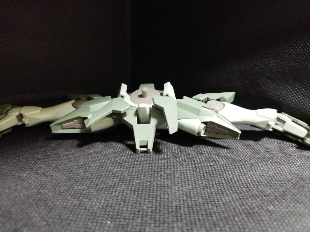 開脚できるようにしてるのでここまで開きます。