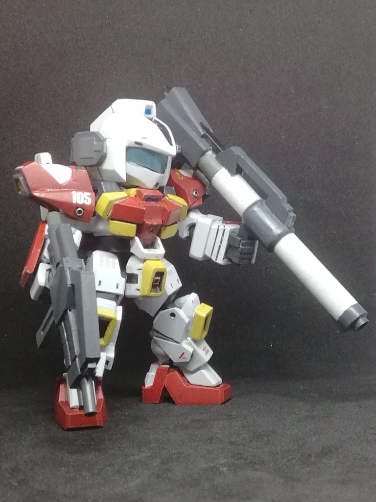 ハイパーバズーカはSDCSザクバズーカを加工して作成しました。